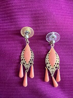 Vintage Gold Filigree Teardrop Dangle Earrings with Coral Accents